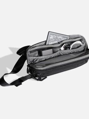 Aer Day Sling 2 Black Waist Bag Crossbody Men's Body Bag